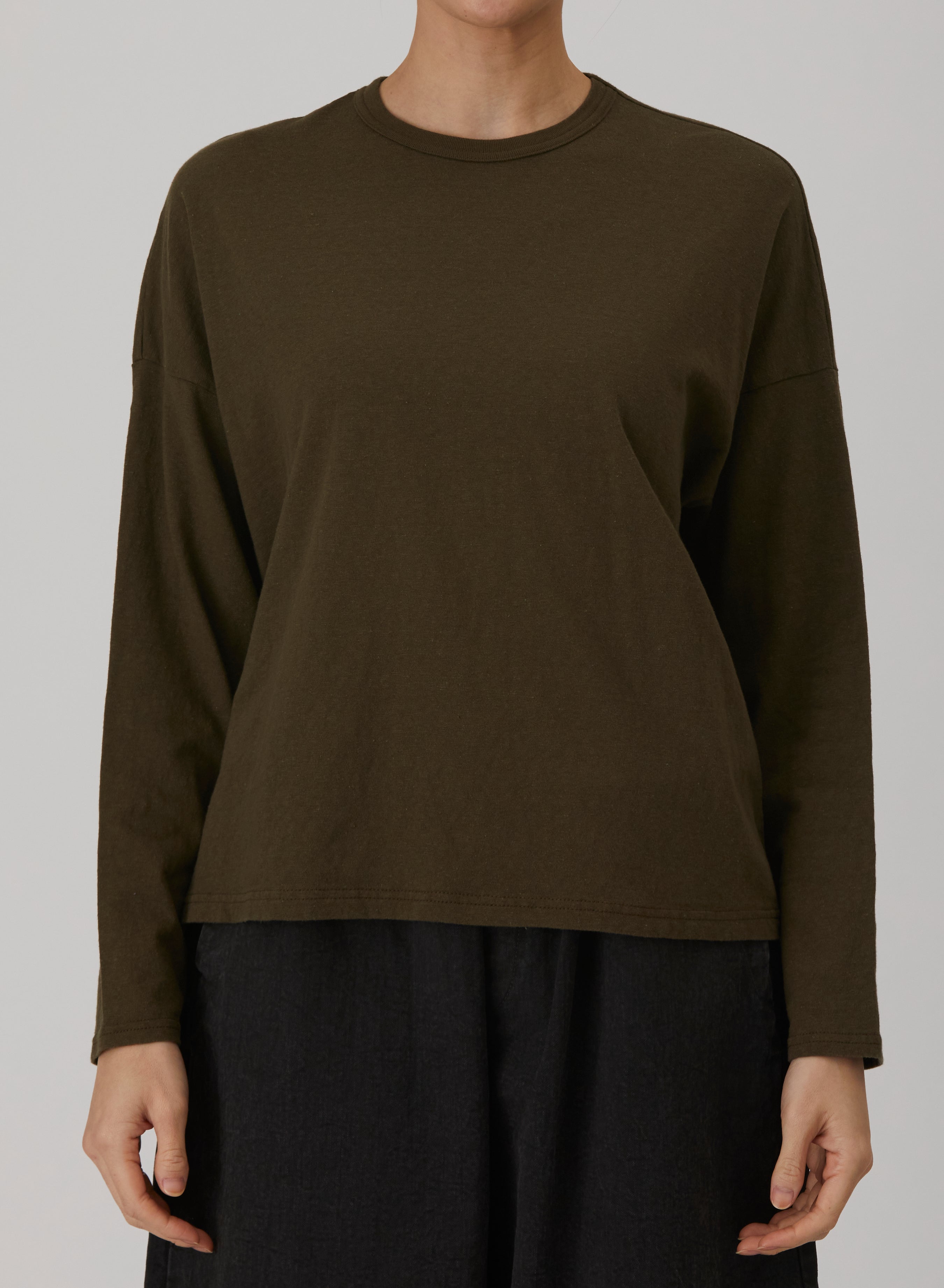 color: Khaki 44