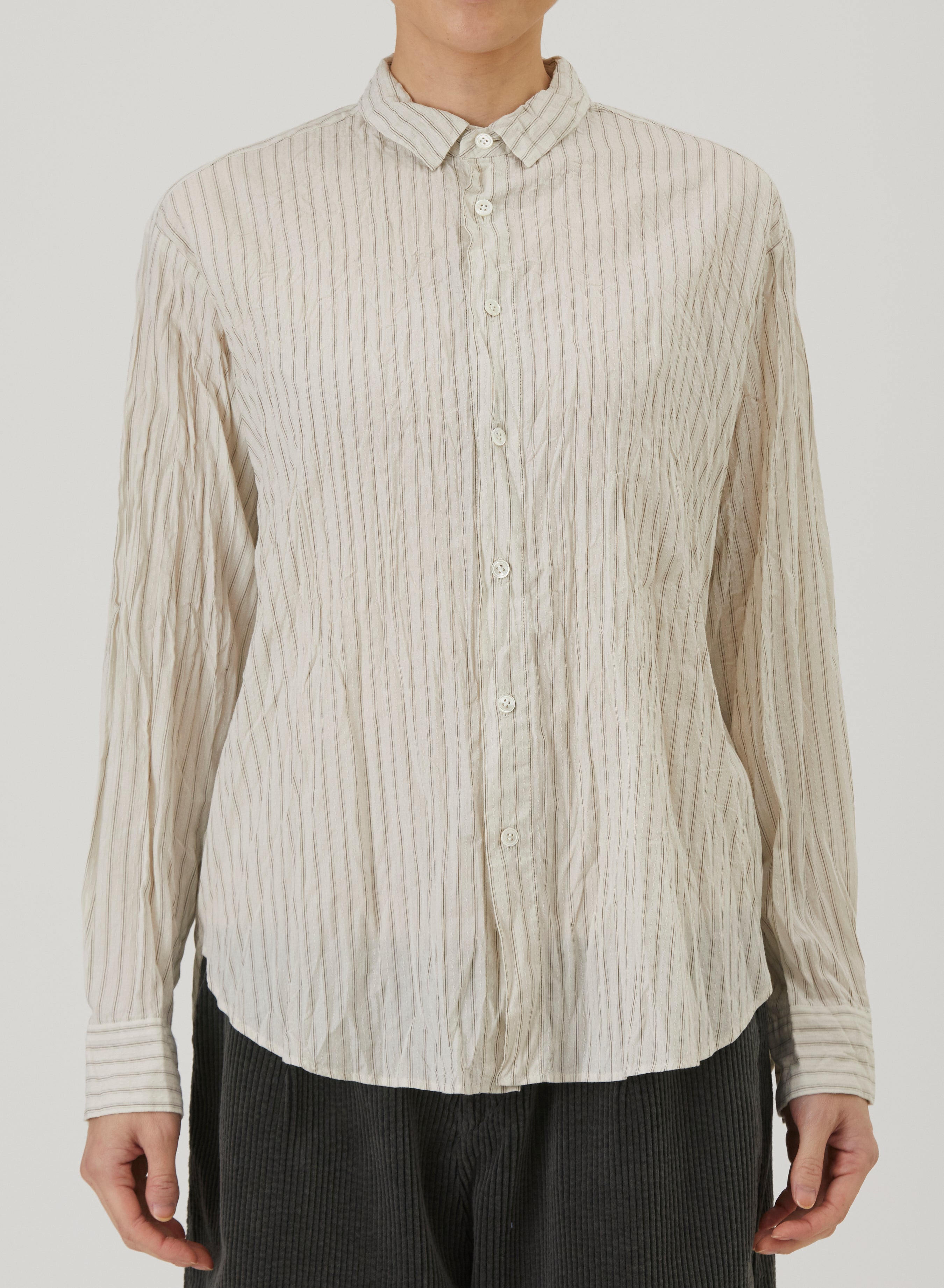 color: Ivory 04
