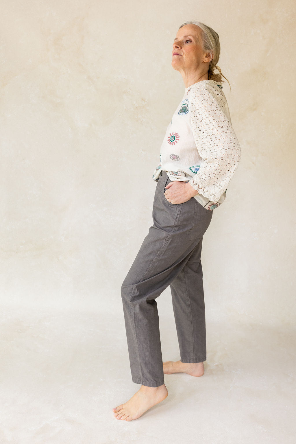 color: Grey 50