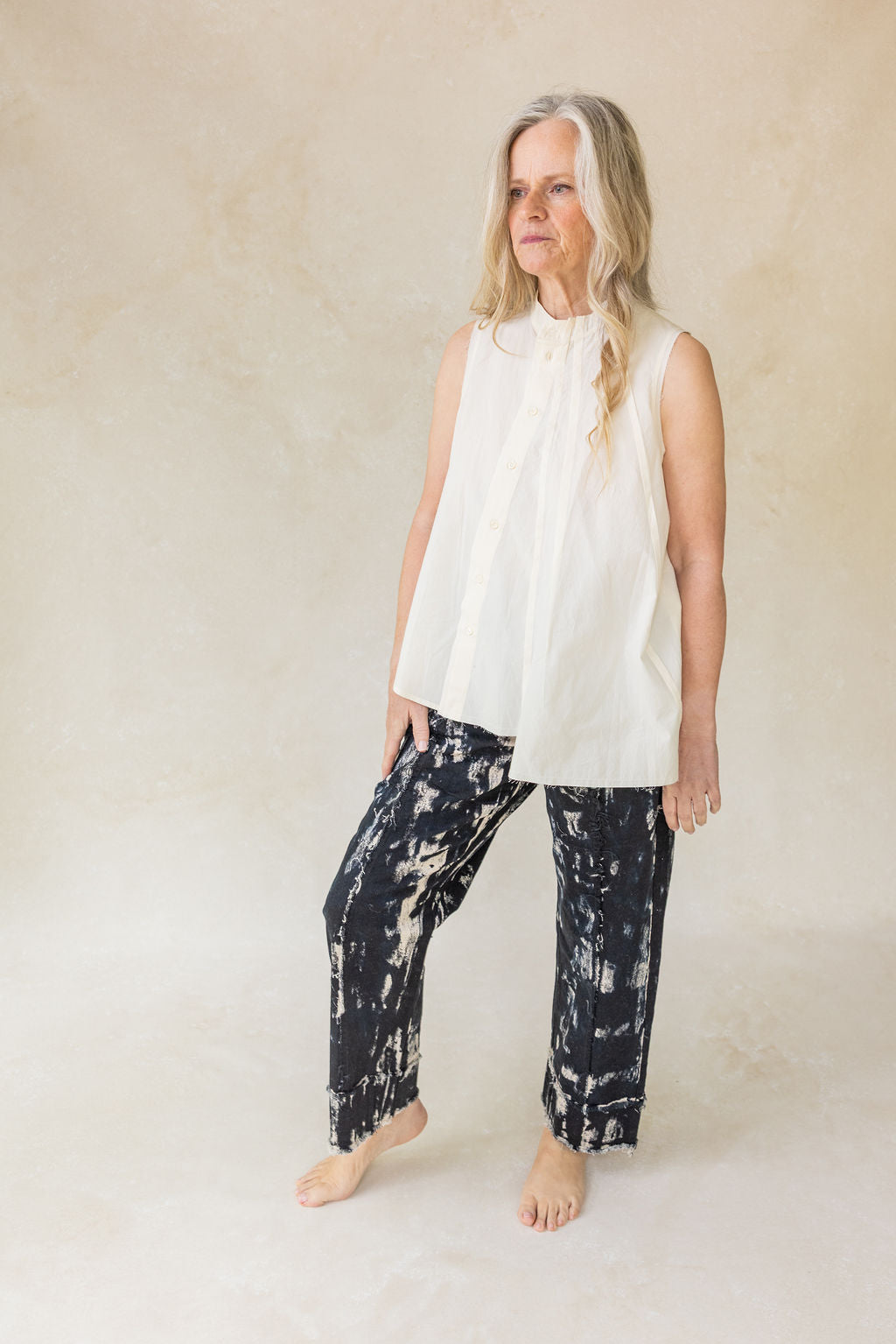 Serienumerica | Flared Sleeveless Shirt w/Inserts