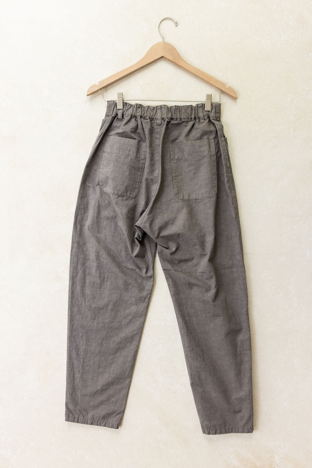 Pas de Calais | C/L High Density Plain Weave Loose Slim Pants