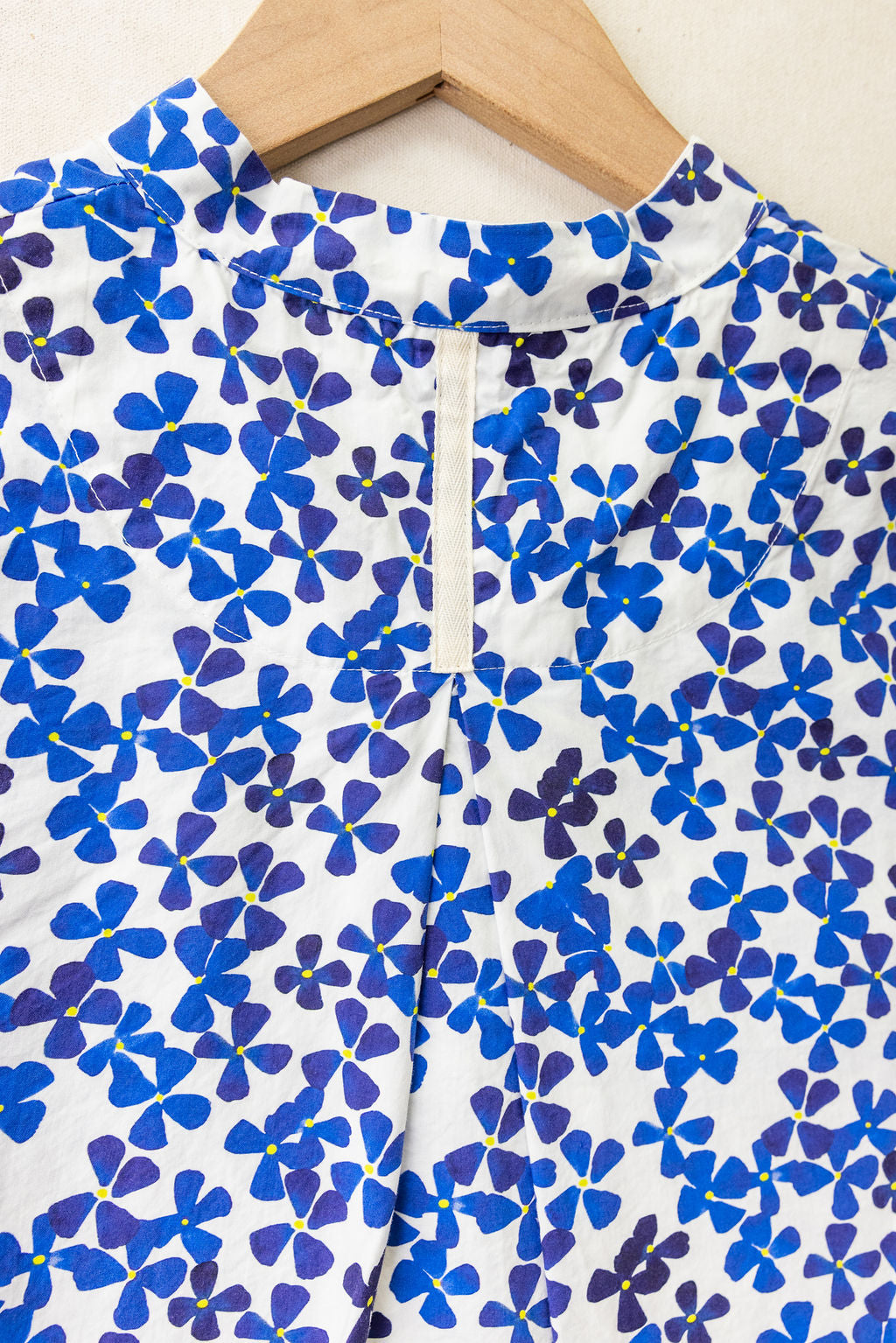 Hannoh Wessel | Shirt Savannah