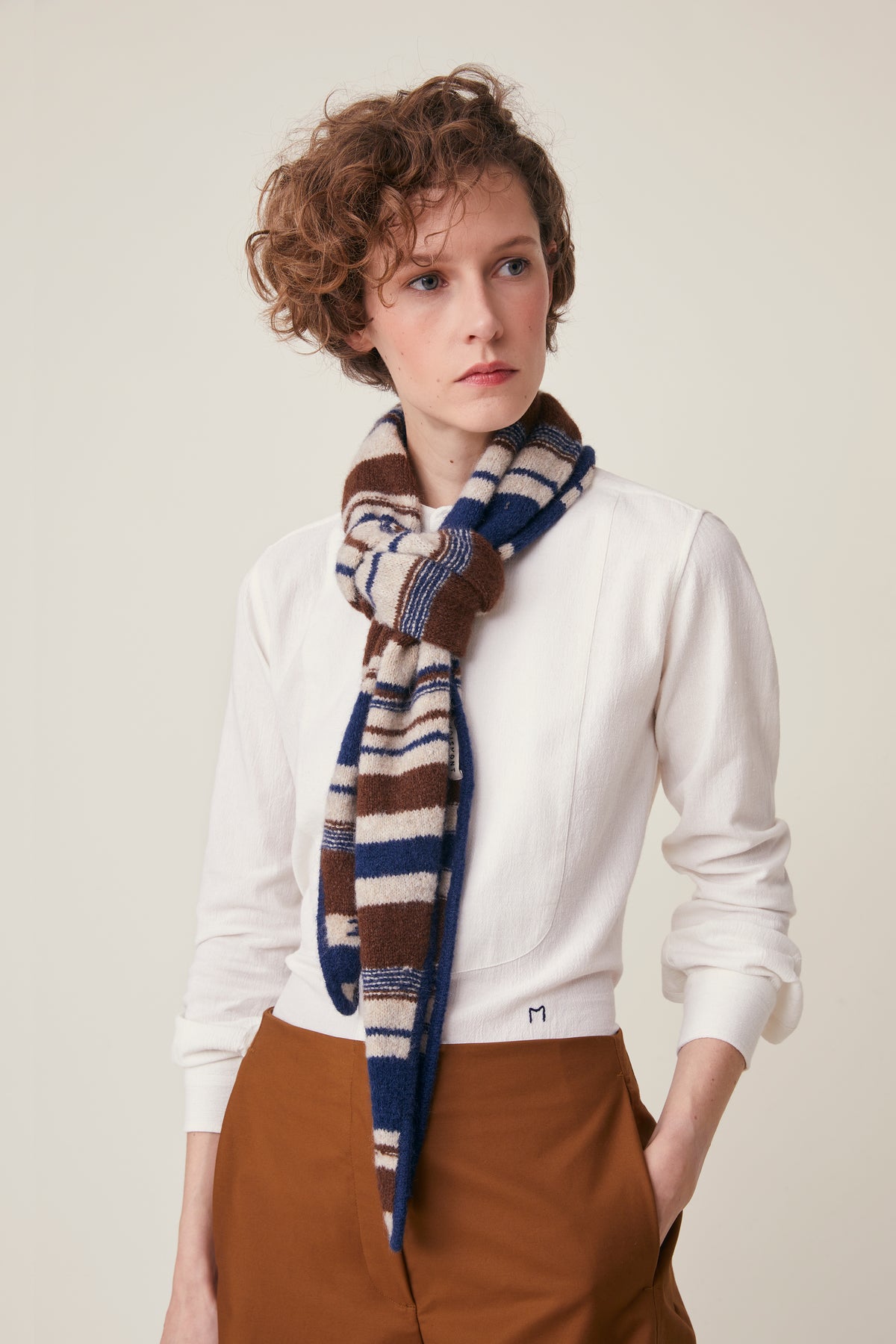 color: Cord Comedia