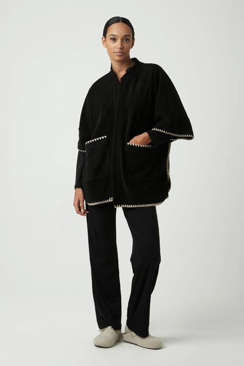 color: Black/Beige