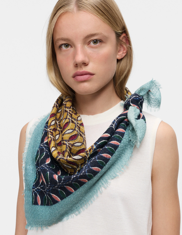 color: E-INDIGO